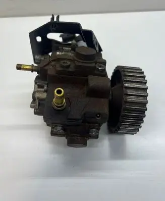 Mazda 3 I Fuel injection high pressure pump 0445010102 9683703780 C007319370469