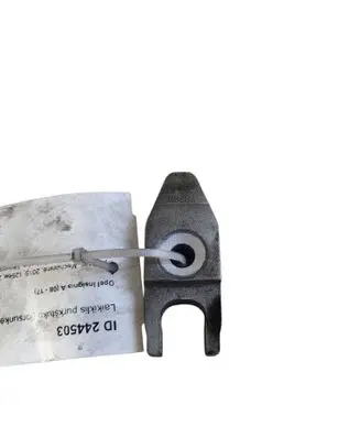 Opel Insignia A Fuel Injector clamp holder 78284