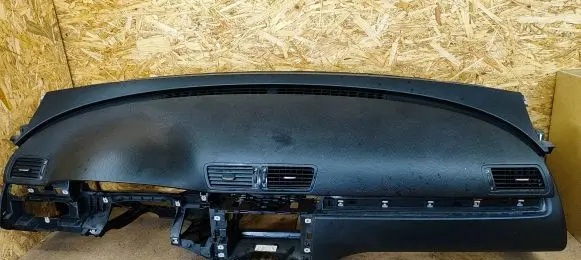 Volkswagen PASSAT CC Dashboard 3C1857004AG 3C0880204F