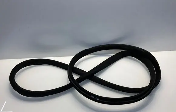 Mercedes-Benz S W221 Front door rubber seal A2216970551 2216970551