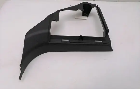 Foot area side trim
