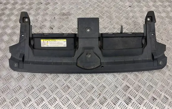 Audi Q7 4M Intercooler air guide/duct channel 4M0807081