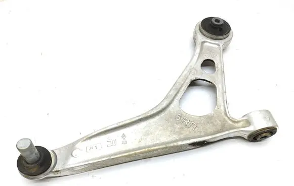 Nissan Qashqai J12 Front lower control arm/wishbone