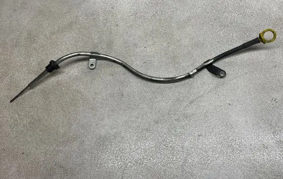 Opel Insignia A Oil level dip stick