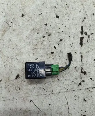 Mitsubishi Pajero Other relay MB818524