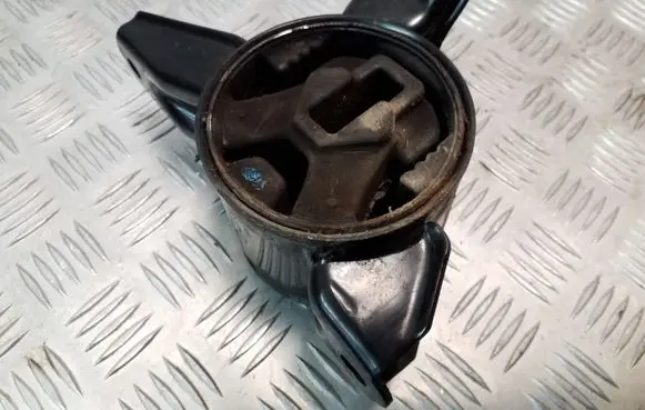 Hyundai ix35 Engine mount bracket