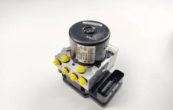 Renault Megane III ABS Pump 476605296R 10021208934 28561258413