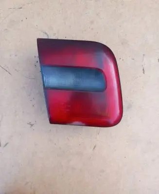 Volvo S70 V70 V70 XC Tailgate rear/tail lights 9151633