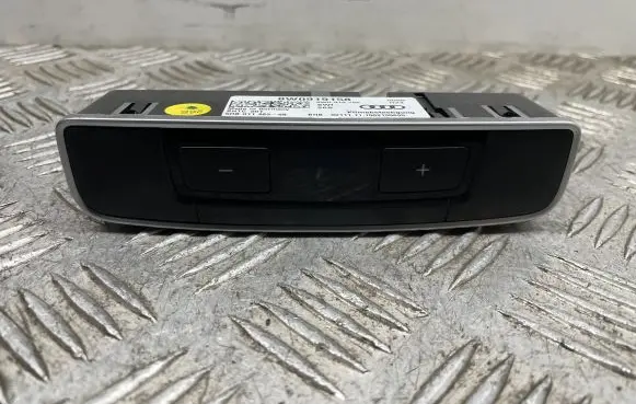 Audi A4 S4 B9 Climate control unit 8W0919158