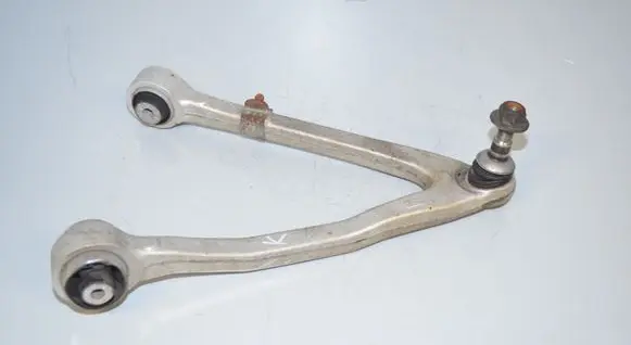 BMW i3 Front lower control arm/wishbone 6863739 31106863739