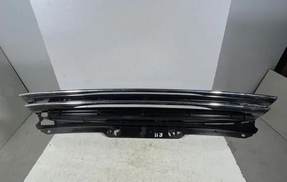 Mini One - Cooper Coupe R56 Front bumper upper radiator grill 7317264 16084400