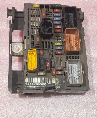 Citroen C5 BSM Control unit 9664705980 R02 BSMR02