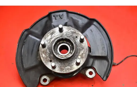 Honda Civic X Front wheel hub spindle knuckle 