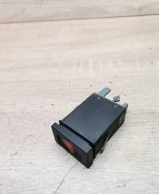 Volkswagen PASSAT B5 Hazard light switch 3B0953235D