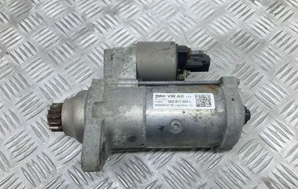 Volkswagen Golf VII Starter motor 02Z911024L