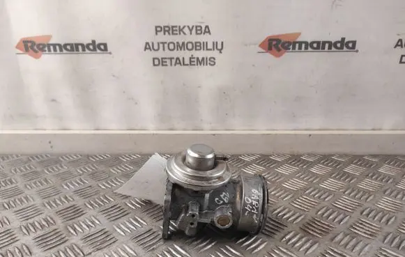 Volkswagen Sharan EGR valve 038131501AA