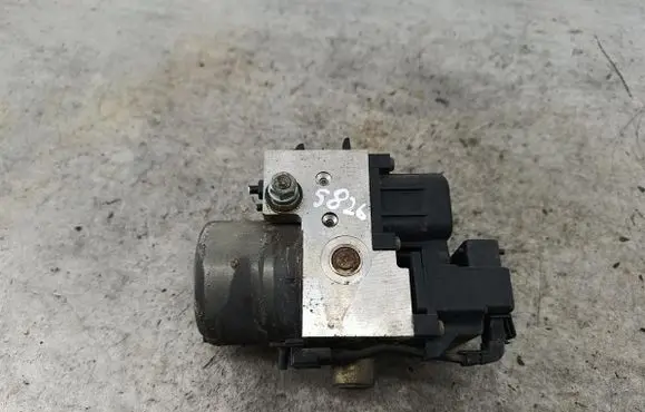 Volkswagen PASSAT B5 ABS Pump 8E0614111AB