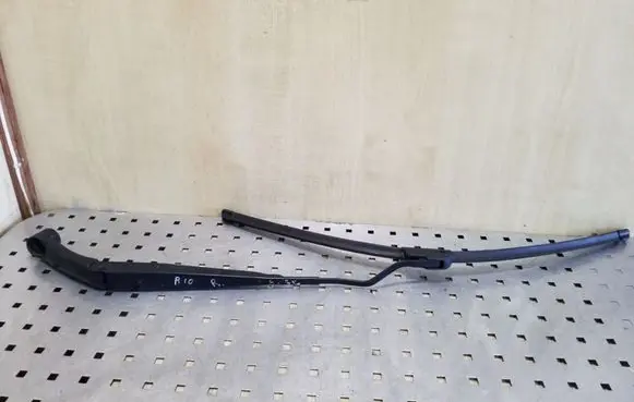 KIA Rio Front wiper blade arm