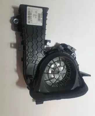 Ford Fusion II Hybrid/electric vehicle battery fan T902742 DG9810C709CC 24747