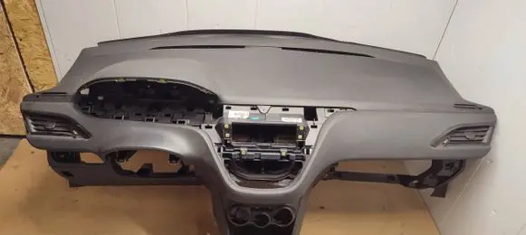 Peugeot 208 Dashboard 96746579ZD