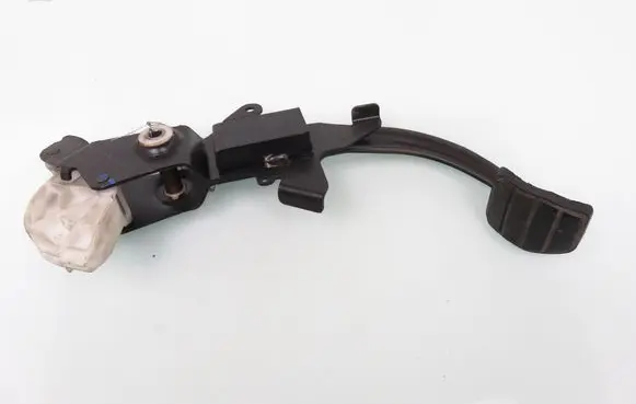 Renault Laguna I Clutch pedal 665K199628 7700842743