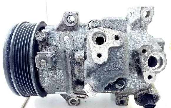 Toyota Auris 150 Air conditioning (A/C) compressor (pump) 6SEU14C