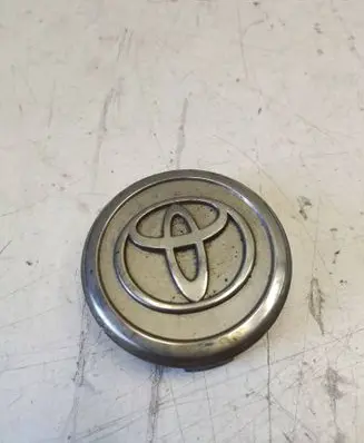 Toyota RAV 4 (XA30) Original wheel cap 426030F010