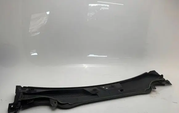 Mercedes-Benz GLA W156 X156 Wiper trim A1768300013 BBP189901