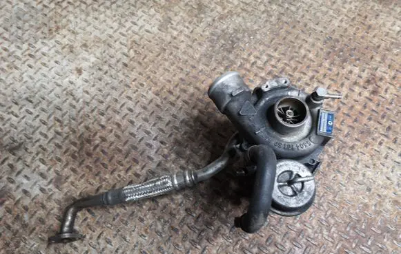 Audi A4 S4 B7 8E 8H Turbo 058145703N