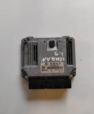 Volkswagen Touran I Engine control unit/module 03G906021DM 0281012737