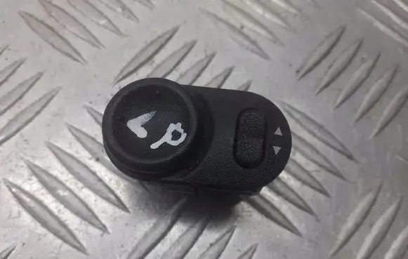 Opel Corsa D Wing mirror switch 09226861