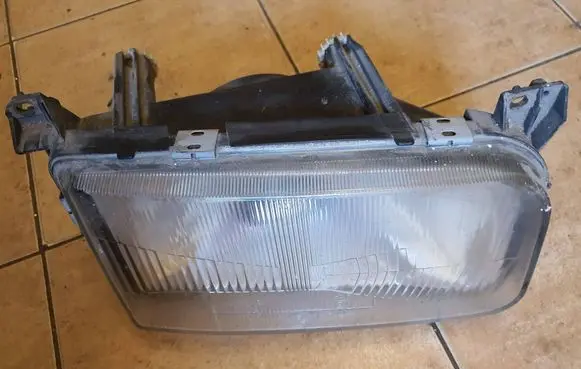 Volkswagen PASSAT B3 Headlight/headlamp RE13348000