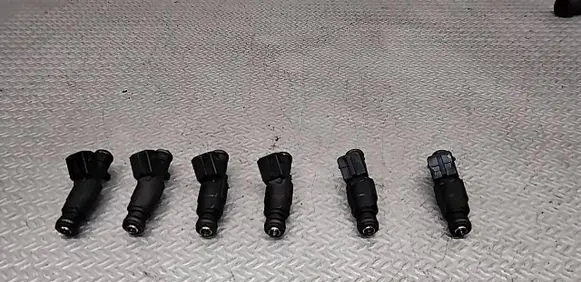 Alfa Romeo 166 Fuel injectors set 0280156039