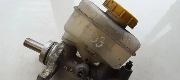 Subaru Legacy Master brake cylinder