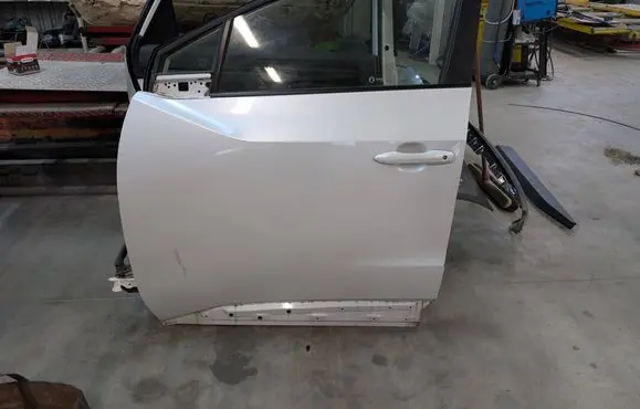 Toyota bZ4X Front door