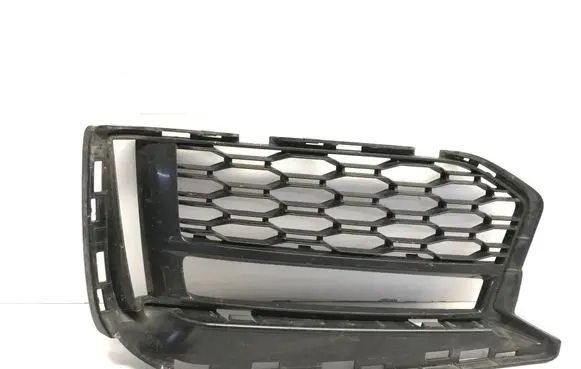 BMW 5 G30 G31 Front bumper lower grill 8064963