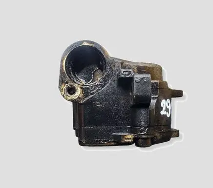 Volkswagen PASSAT B6 Oil pump 03G115105G
