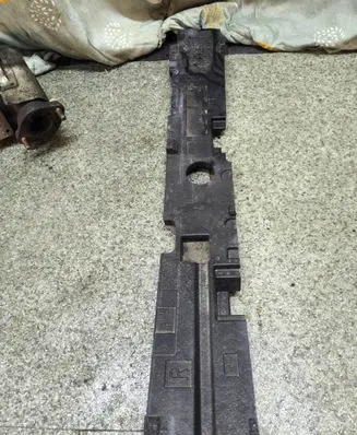 BMW 3 G20 G21 Front bumper foam support bar 58745510