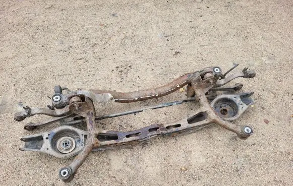 Volkswagen PASSAT B6 Rear subframe 