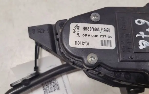 Jaguar S-Type Accelerator throttle pedal 2R839F836A