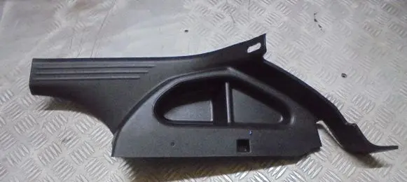 Centre console side trim front
