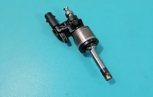 Skoda Fabia Mk4 (6VA) Fuel injector 026150007B IMPRK1605943