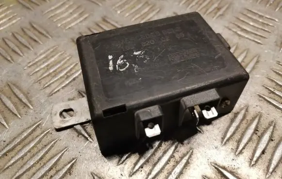 Mercedes-Benz ML W163 Aerial antenna amplifier 1638200289