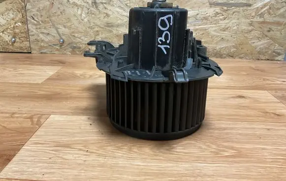 Peugeot Expert Heater fan/blower 1401366880 5L1400000