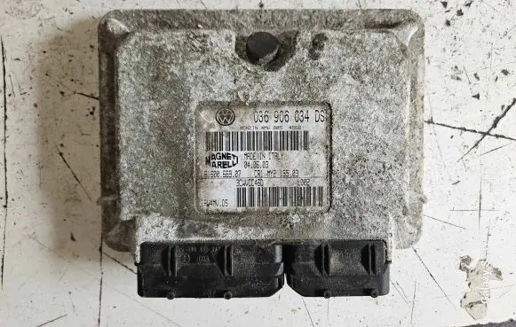 Seat Leon (1M) Engine control unit/module 036906034DS 6160066907 3CWVCC46D