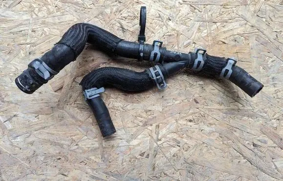 Chrysler Pacifica Heater radiator pipe/hose