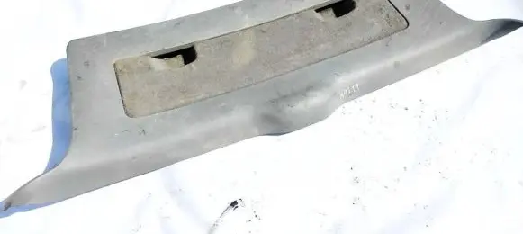 Volkswagen PASSAT B5 Other trunk/boot trim element 3B9867601