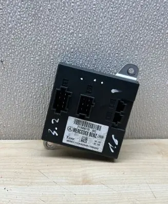 Mercedes-Benz E W211 Comfort/convenience module 2115452132