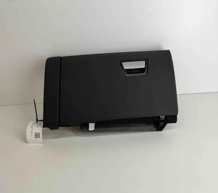 Maserati Ghibli Glove box 670017369 670017255