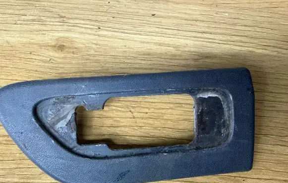 Volvo V70 Fender trim (molding) 09151909